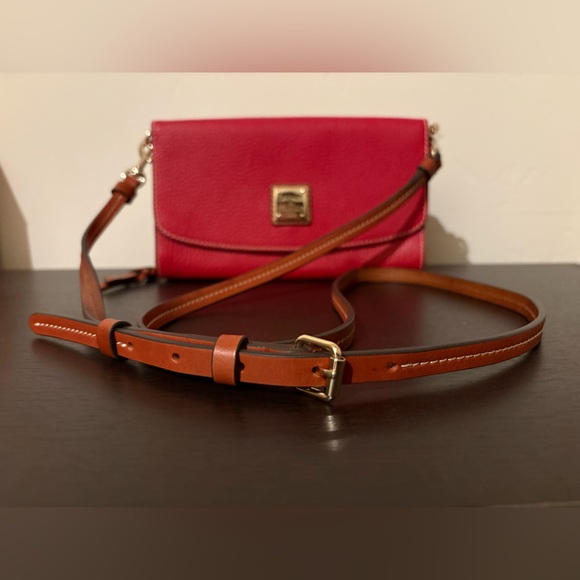 Dooney & Bourke Red Crossbody Bag - Picture 2 of 9